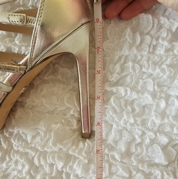 DVF Kalyan Gladiator Gold Sandal Size 8 - Picture 7 of 8